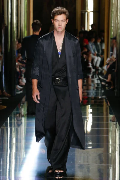 Look 79